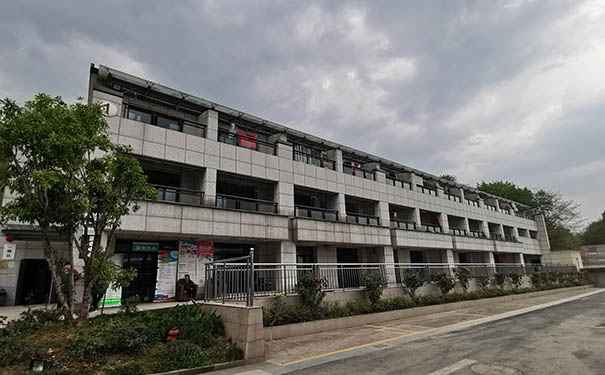 杭州西湖区转塘附近老人医养结合医院：杭州枫上医院