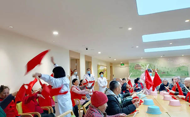 杭州绿康丁兰家园为认知症长者举办入住新“家”欢迎会
