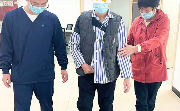 【康复案例】杭州普迪欣康复医院60岁大伯脑梗右侧偏瘫康复