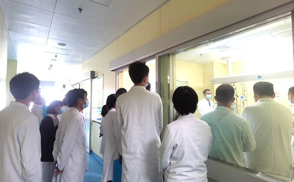 浙江大学康复医院医务科组织开展了全院性三级医师大查房工作