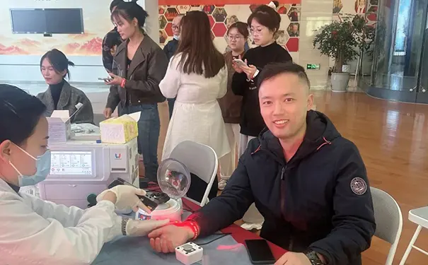 【杭州和禾康复医院】杭州和禾医院积极参与爱心献血活动